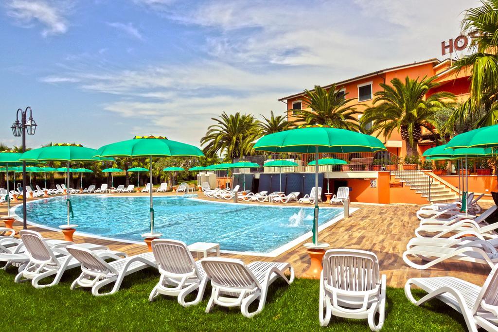 Villa Luigi Hotel & Restaurant Nuova Gestione Villa Rosa Di Martinsicuro Kültér fotó