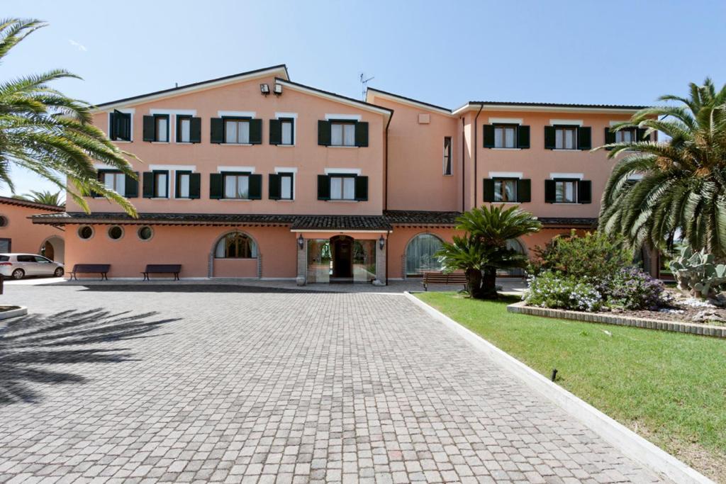 Villa Luigi Hotel & Restaurant Nuova Gestione Villa Rosa Di Martinsicuro Kültér fotó