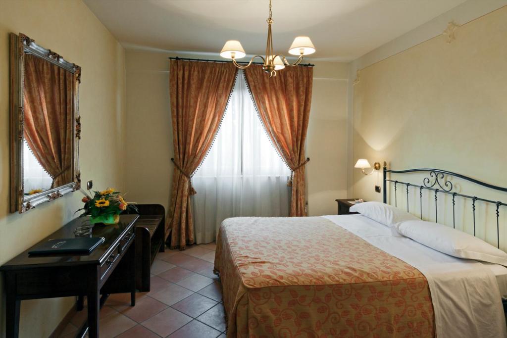 Villa Luigi Hotel & Restaurant Nuova Gestione Villa Rosa Di Martinsicuro Szoba fotó