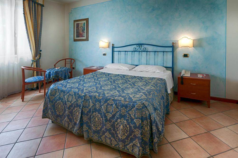 Villa Luigi Hotel & Restaurant Nuova Gestione Villa Rosa Di Martinsicuro Szoba fotó