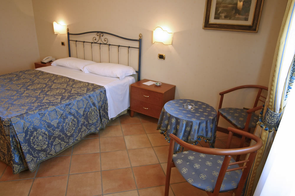 Villa Luigi Hotel & Restaurant Nuova Gestione Villa Rosa Di Martinsicuro Kültér fotó