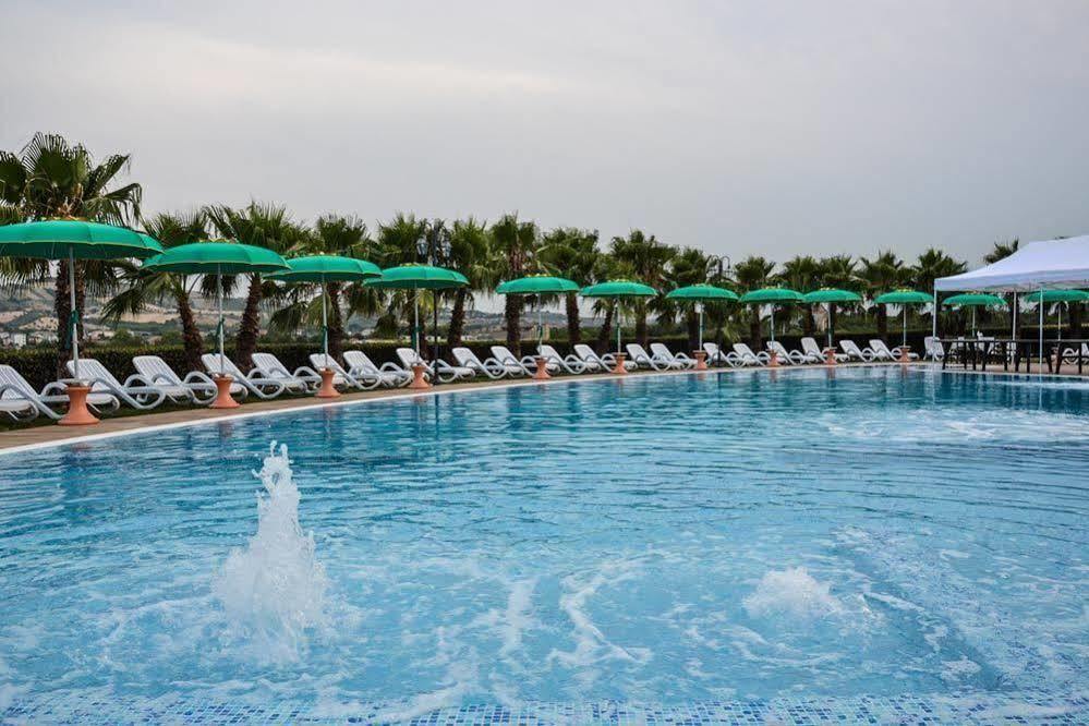 Villa Luigi Hotel & Restaurant Nuova Gestione Villa Rosa Di Martinsicuro Kültér fotó